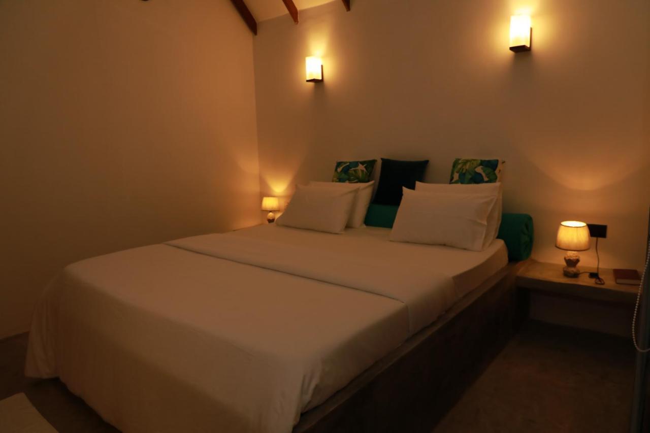 The Tottam Beach Hotel - Trincomalee Exterior photo