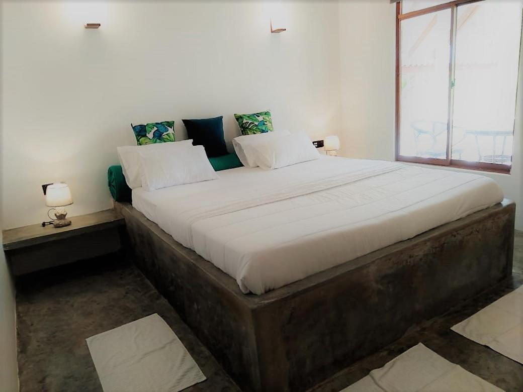 The Tottam Beach Hotel - Trincomalee Exterior photo