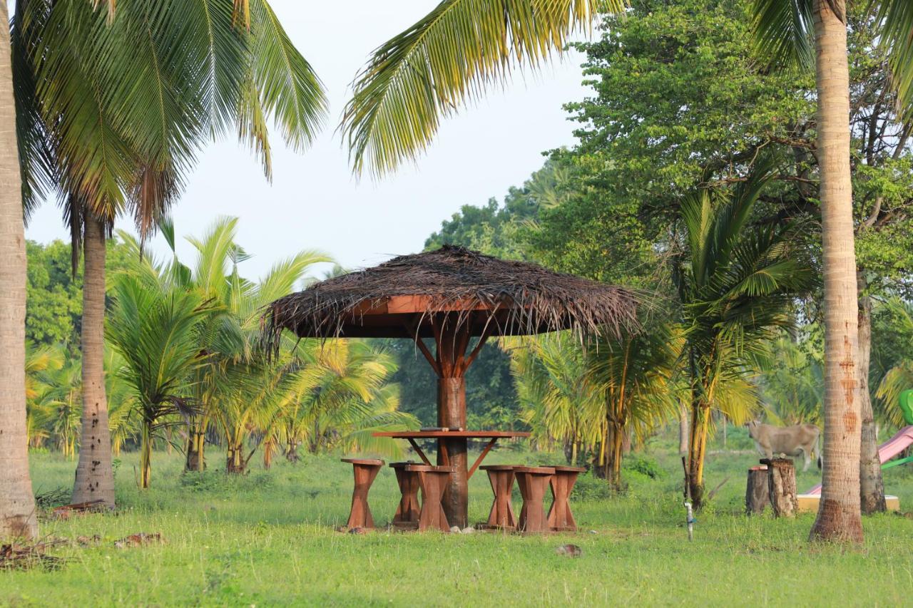 The Tottam Beach Hotel - Trincomalee Exterior photo