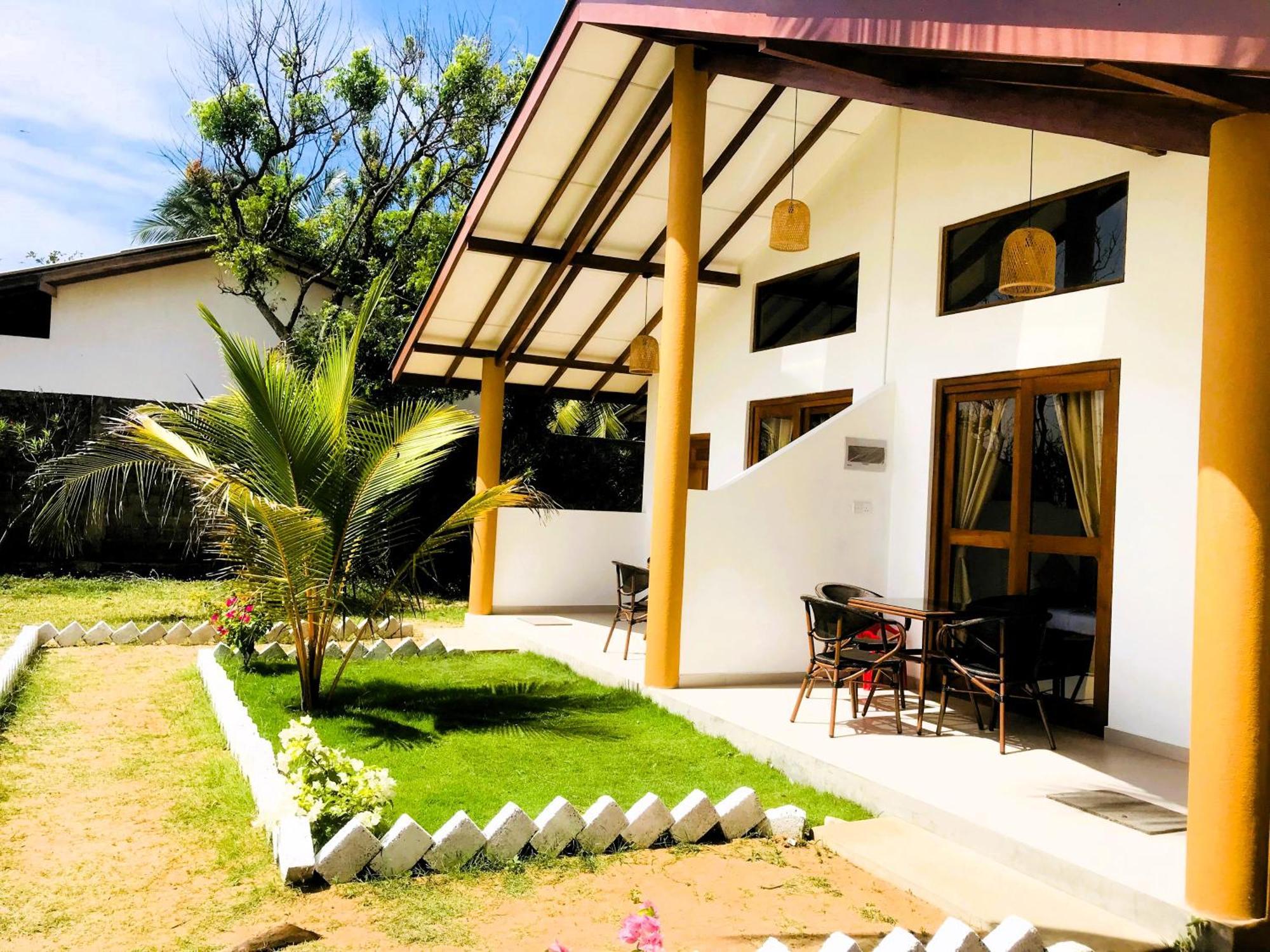 The Tottam Beach Hotel - Trincomalee Exterior photo